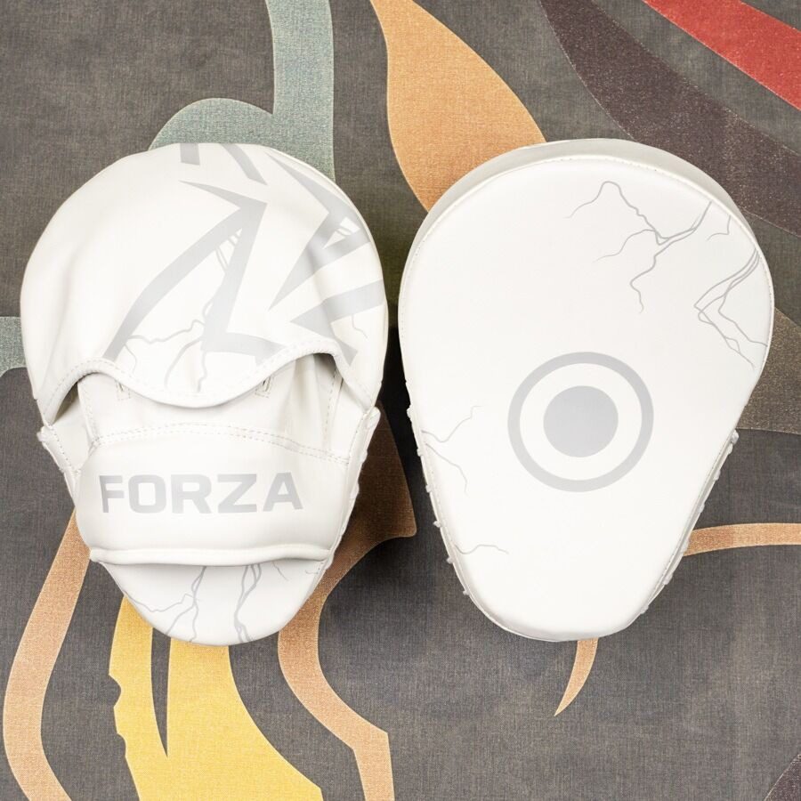 forza_boxing_pads_white_03_1_1